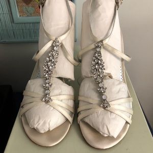 Grazia Alicia Satin and Crystal Heel